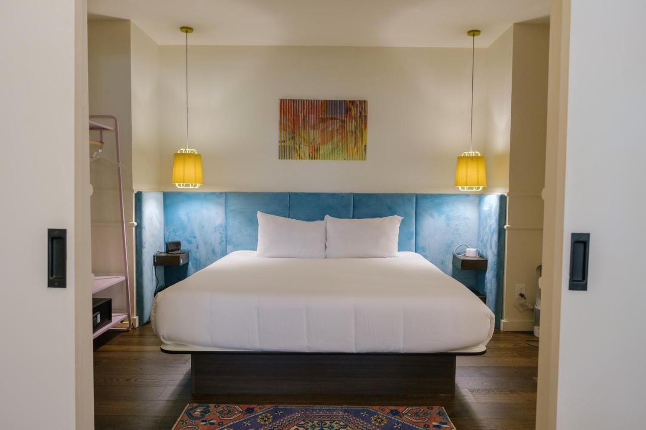 The Russell Hotel Nashville Bagian luar foto