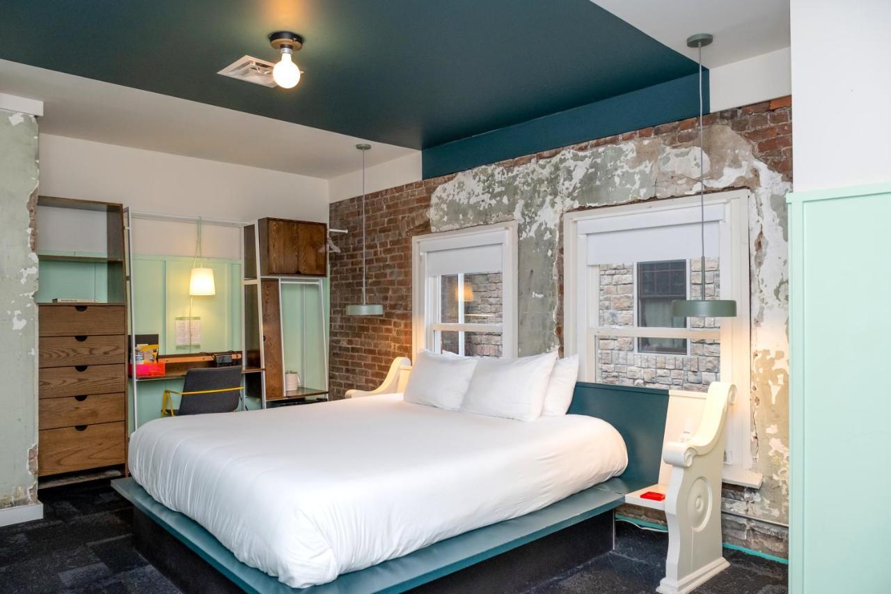 The Russell Hotel Nashville Bagian luar foto