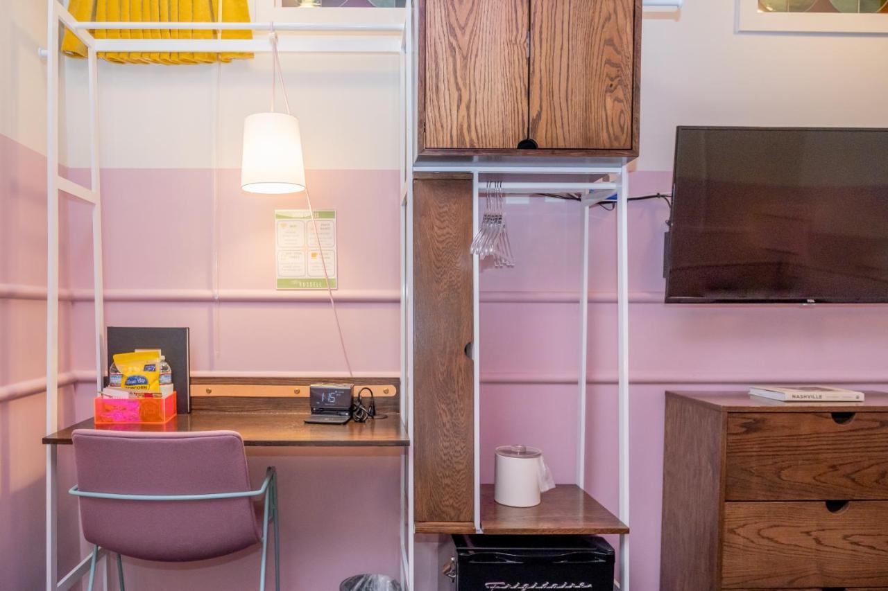 The Russell Hotel Nashville Bagian luar foto