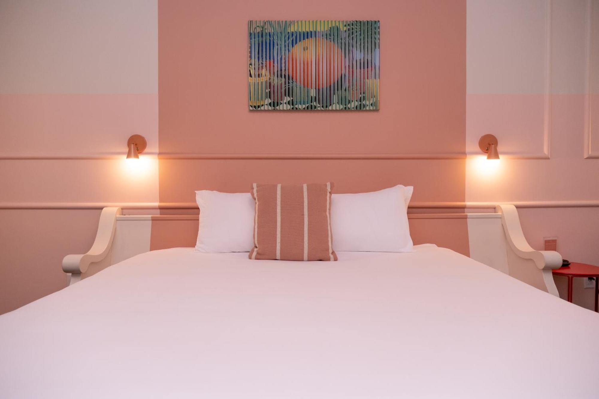 The Russell Hotel Nashville Bagian luar foto